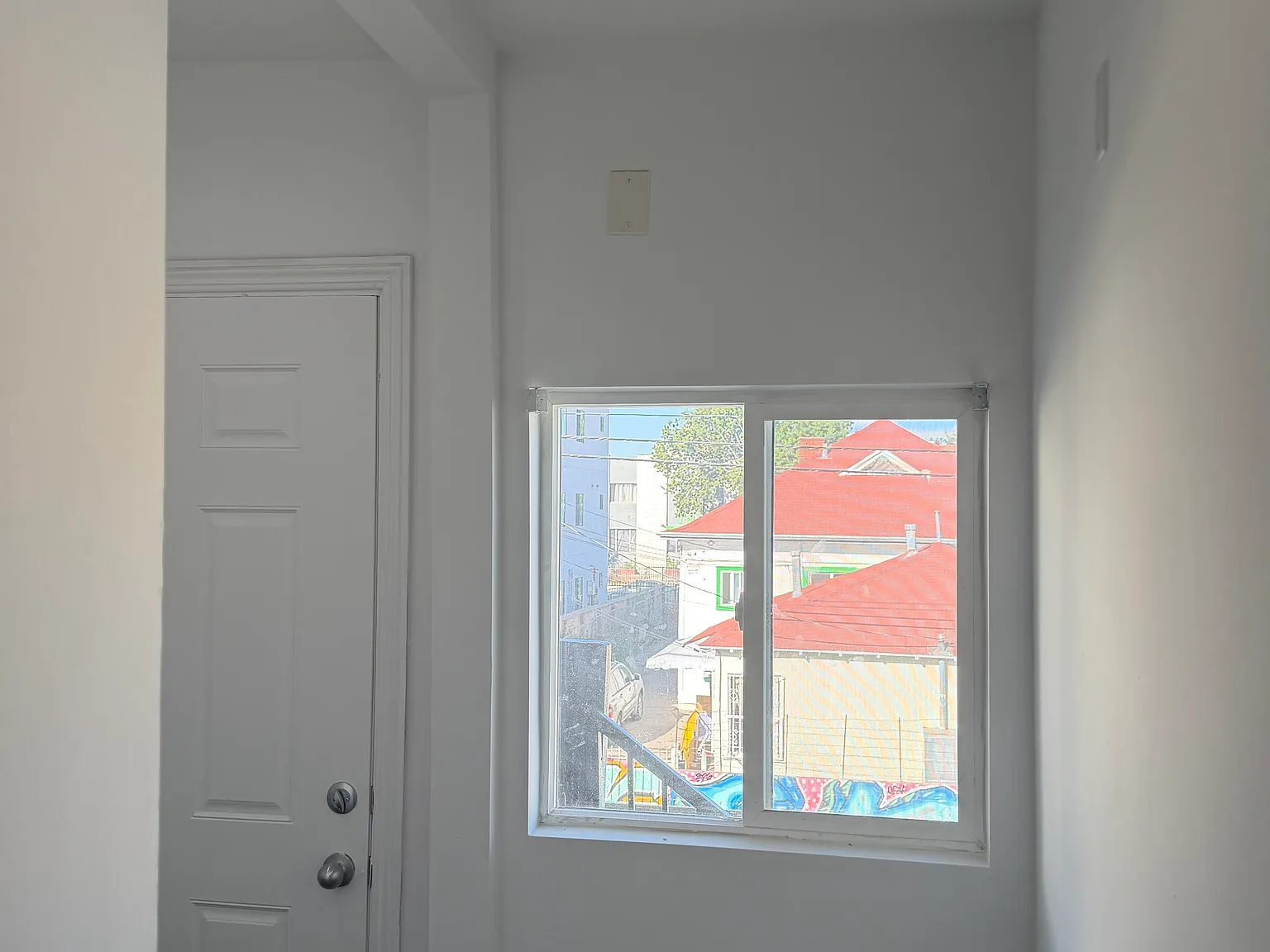 1323 Arapahoe St — Photo 3