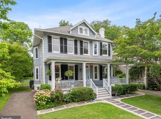 6812 Delaware St, Chevy Chase, MD 20815