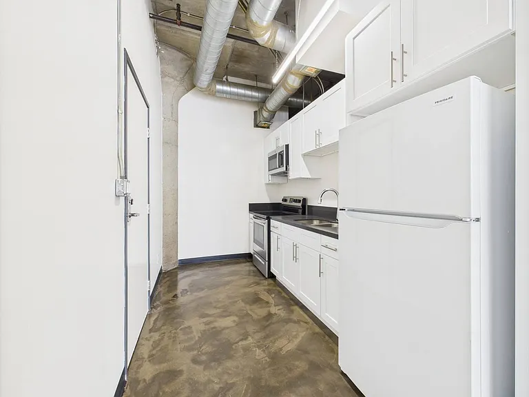 RiverFront live - Work Lofts — Photo 23