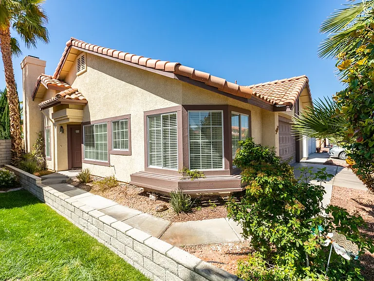 307 Cavalla St — Photo 4