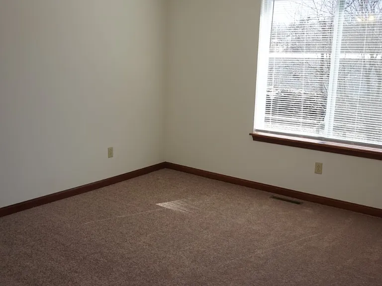 4827 Penn Ave #3 — Photo 5