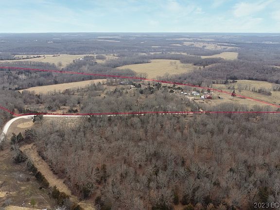 2nd image of 4905 Mountainview Rd