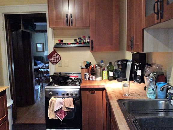 5th image of 3035 Bryant Ave S #102