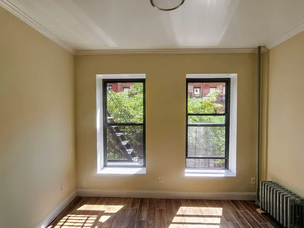 421 East 73rd Street image 2 of 13