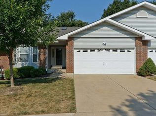 147 Southern Oaks Dr, Saint Charles, MO 63303