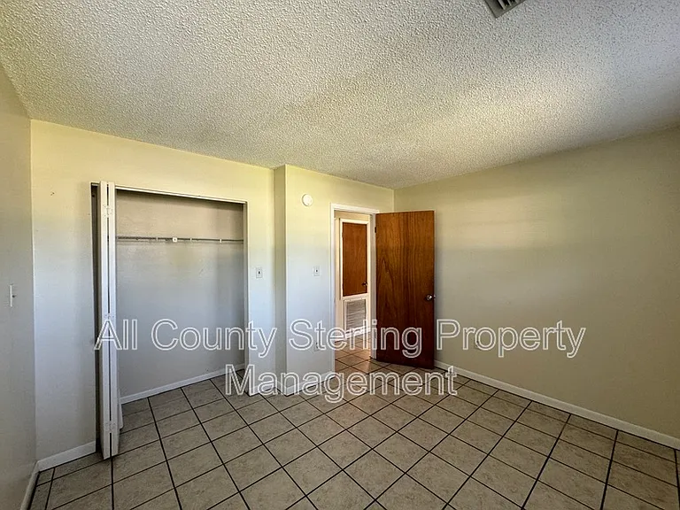 159 SW Elizabeth Ct — Photo 12
