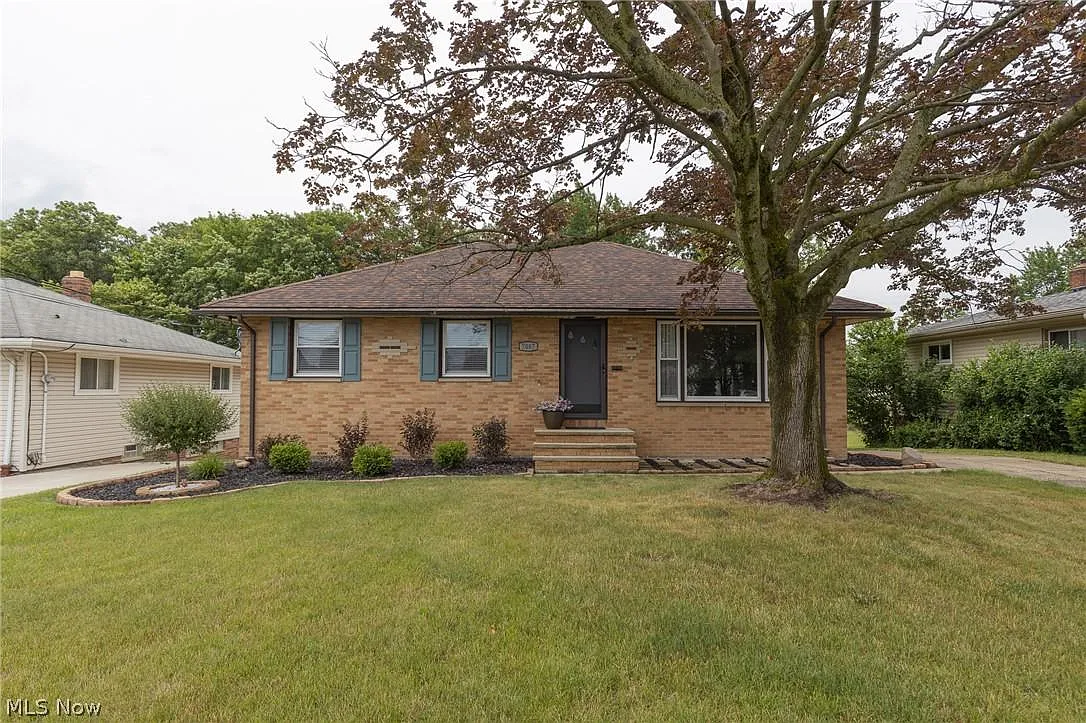 7087 W Parkview Dr photo 1