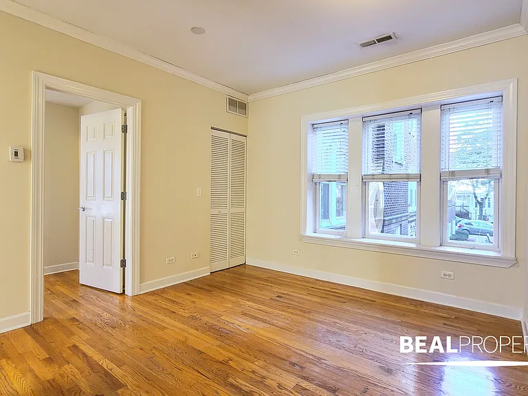 3244-54 N Clifton Ave — Photo 33