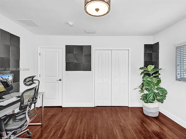 1102 Meadowlark Ave — Photo 35