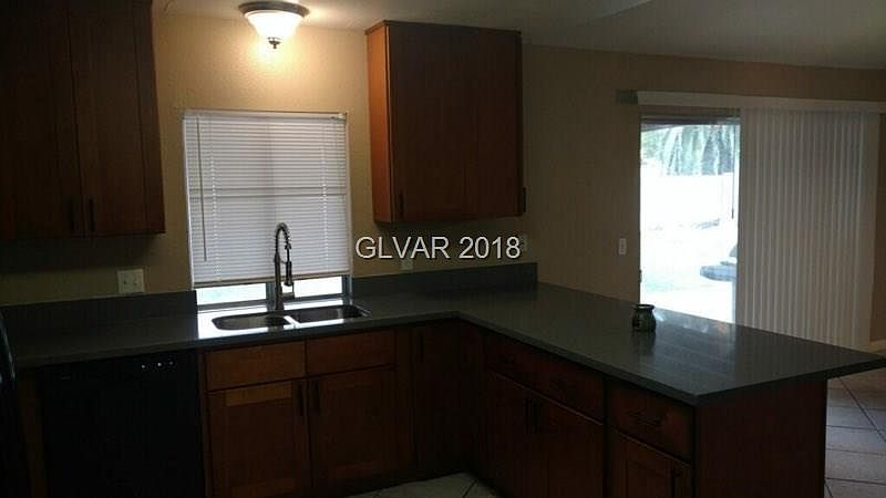 1st image of 1515 Rock Island Ln