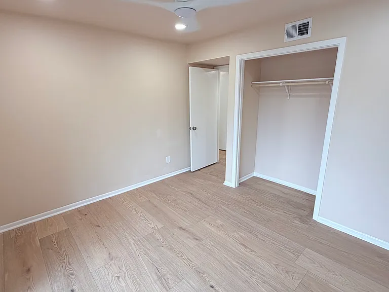 8435 Hearth Dr — Photo 4