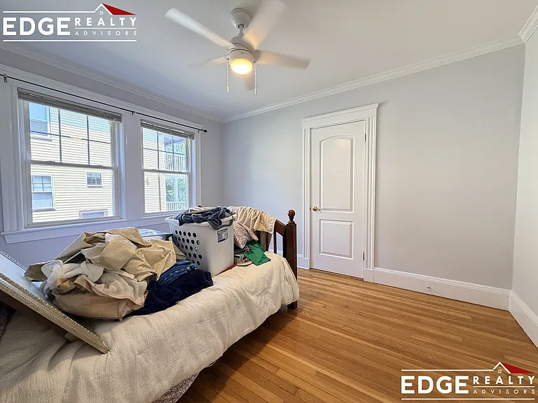 132 Arlington St #1 — Photo 9