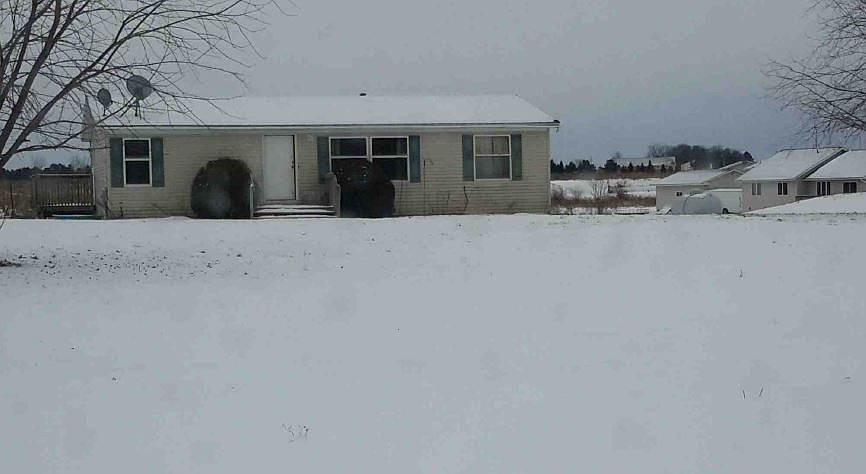 1st image of 57295 Emerald Ave