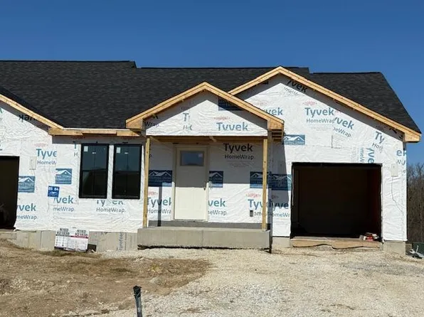 N162W21836 Poppy ROAD, Jackson, WI 53037