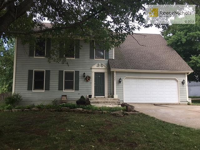 1st image of 1221 NW Timber Oak Dr
