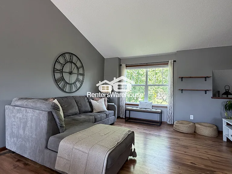 16784 Olivine St NW — Photo 5