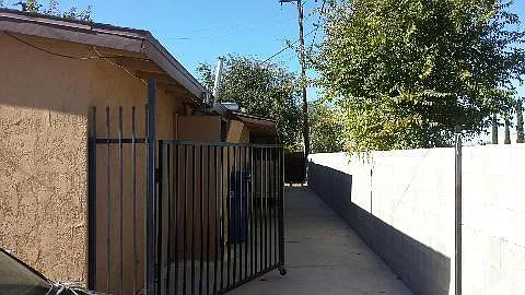 38603 9th St E #B — Photo 1