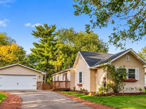 71 63 1/2 Way NE, Fridley, MN 55432