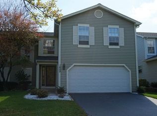 1602 Estate Cir, Naperville, IL 60565