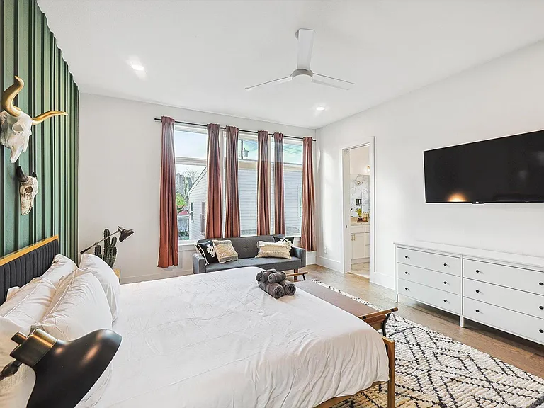 1805 Browder St #103 — Photo 14