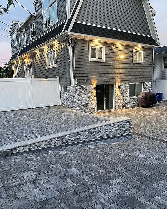 2nd image of 15804 80th St