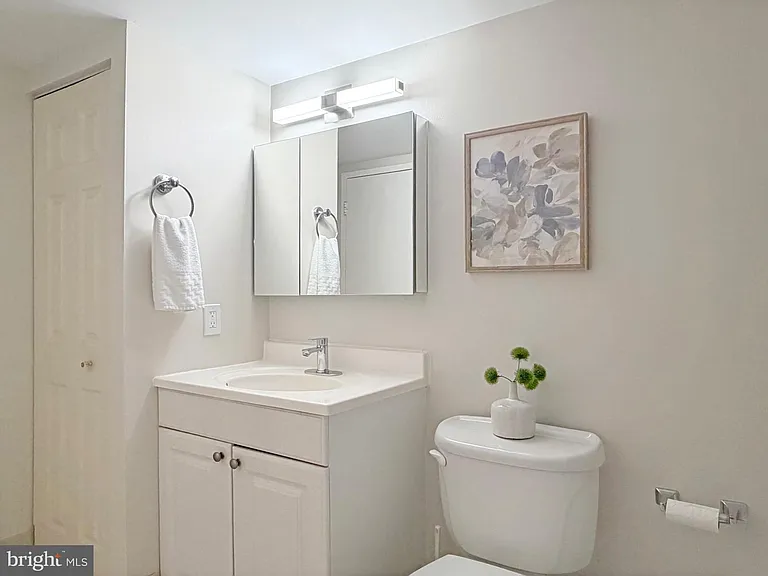 7401 Westlake Ter #610 — Photo 22