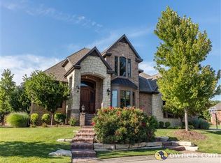 14050 E Summerfield Cir, Wichita, KS 67230