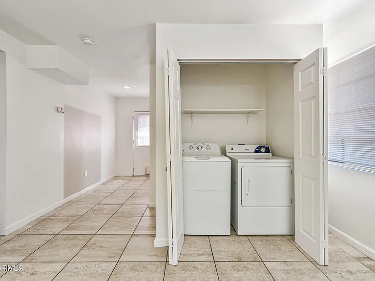 3949 E Earll Dr #14 — Photo 16