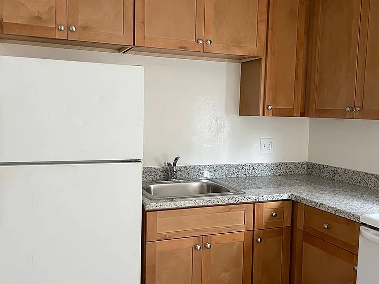 Dixon Townhouse — Photo 67