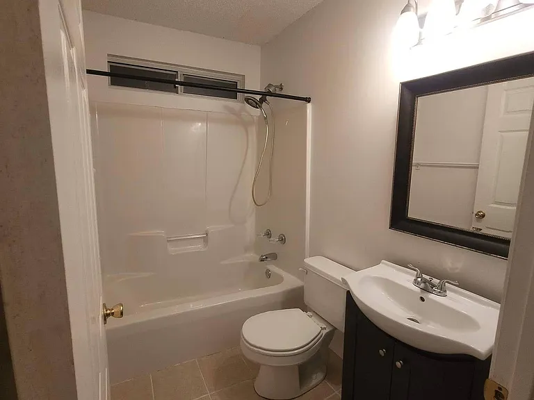 2806 Geronimo Dr — Photo 8