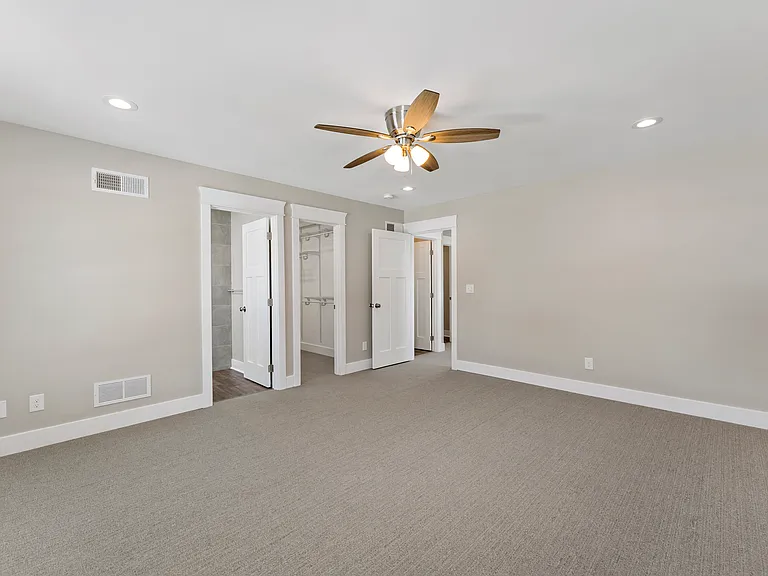 1819 Chessland St — Photo 18