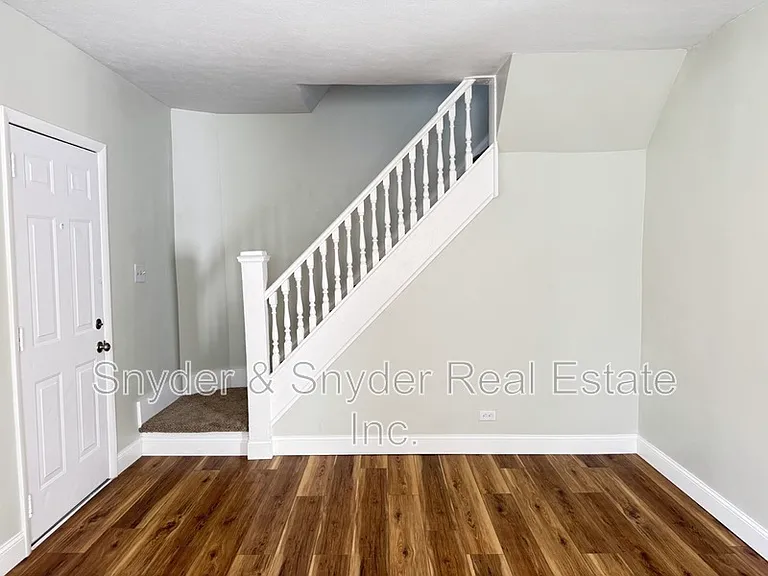 143 Gale St — Photo 5