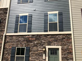 318 Poplar Leaf Way, Cary, NC 27519