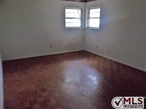 1st image of 3111 Taylor Dr