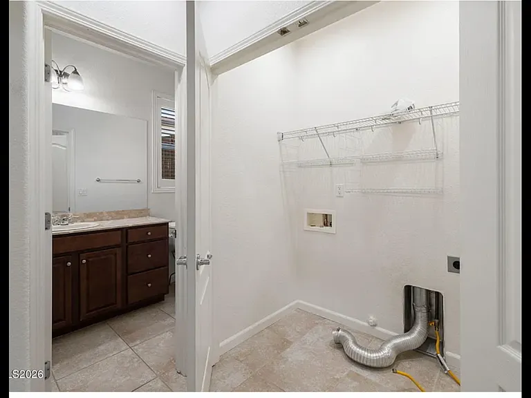 2710 Alessandro Dr — Photo 25