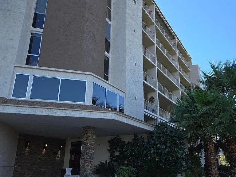 899 Island Dr #110 — Photo 1