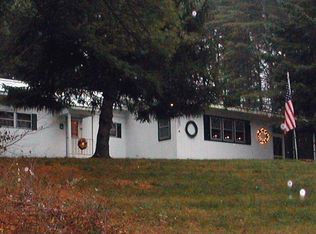 240 Knapp Hill Rd, Chestertown, NY 12817