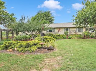 18260 S 100th Rd, Okemah, OK 74859