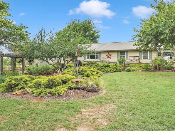 18260 S 100th Rd, Okemah, OK 74859