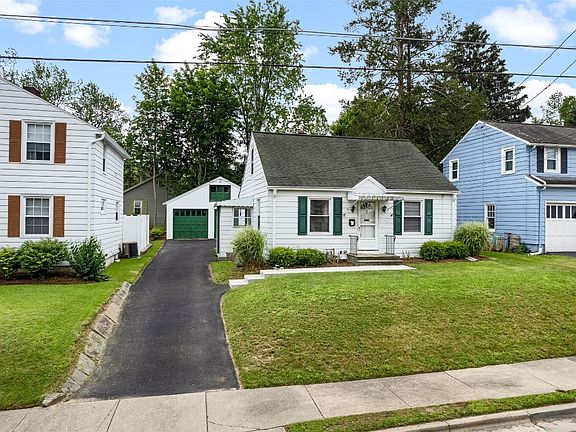 2nd image of 4 Narwood St