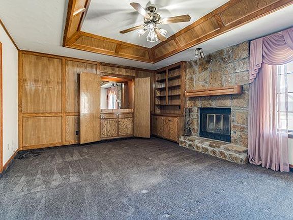 5th image of 18504 Laurel Oak Dr