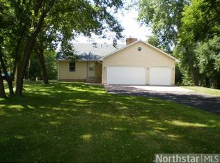 30070 Norelius Dr, Lindstrom, MN 55045
