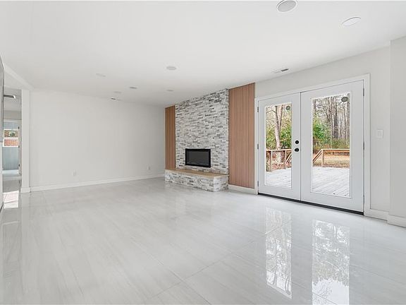 5th image of 3154 Martin Johnson Rd