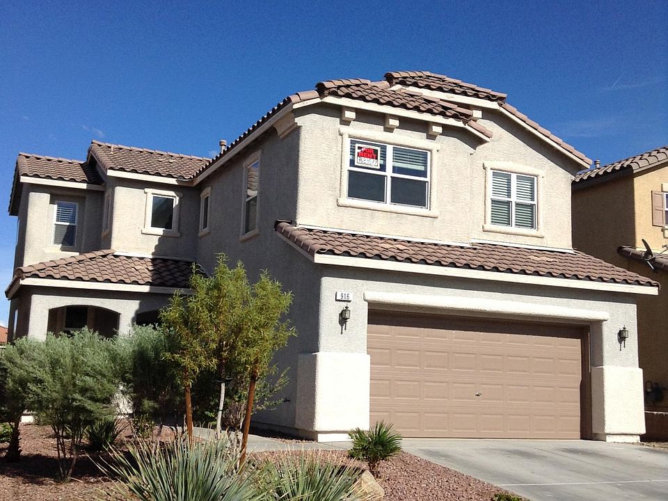1st image of 916 Crescent Falls St