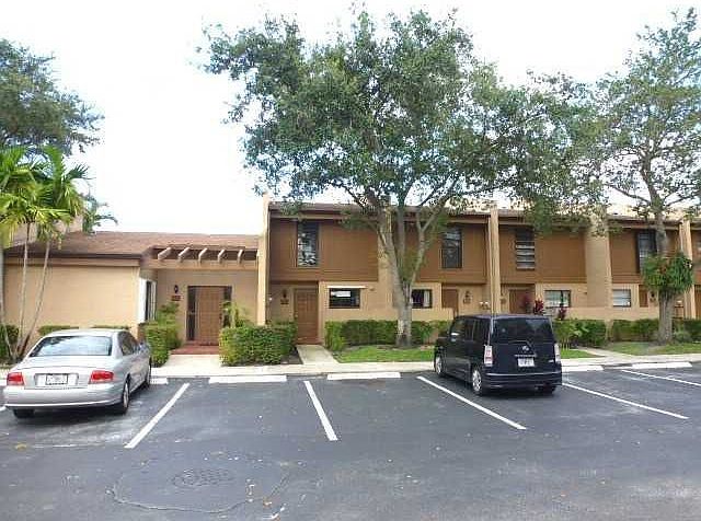 1st image of 1089 NW 98th Ter #109