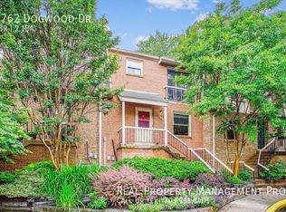 1762 Dogwood Dr, Alexandria, VA 22302