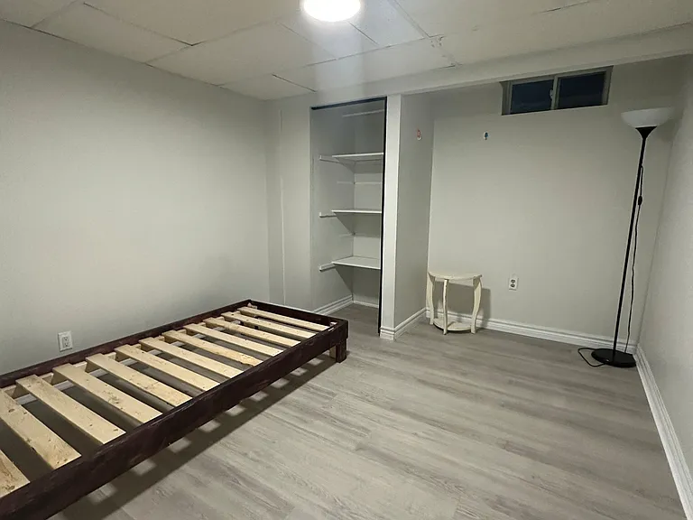 23 Gemshaw Cres #BASEMENT — Photo 7