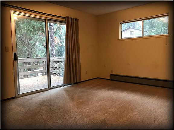 Bedroom with Slider to deck