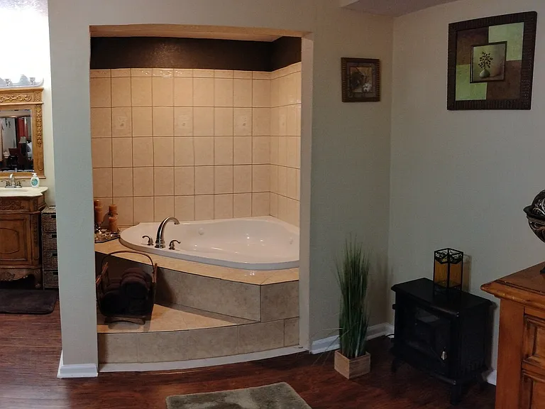 Duplessis St — Photo 11