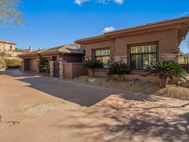 9609 E Roadrunner Dr — Photo 2